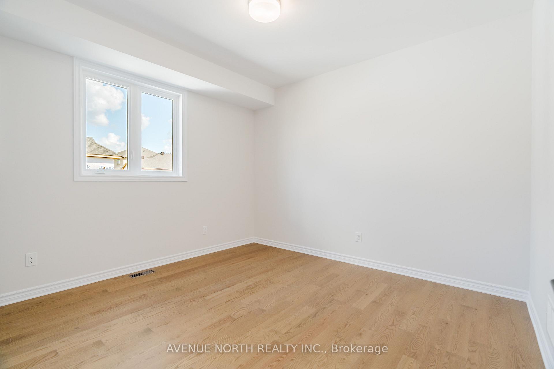 Photo 7 of 263 Ginebik Way, Ottawa, Blossom Park/Kemp Park/Findlay Creek — HOMEH