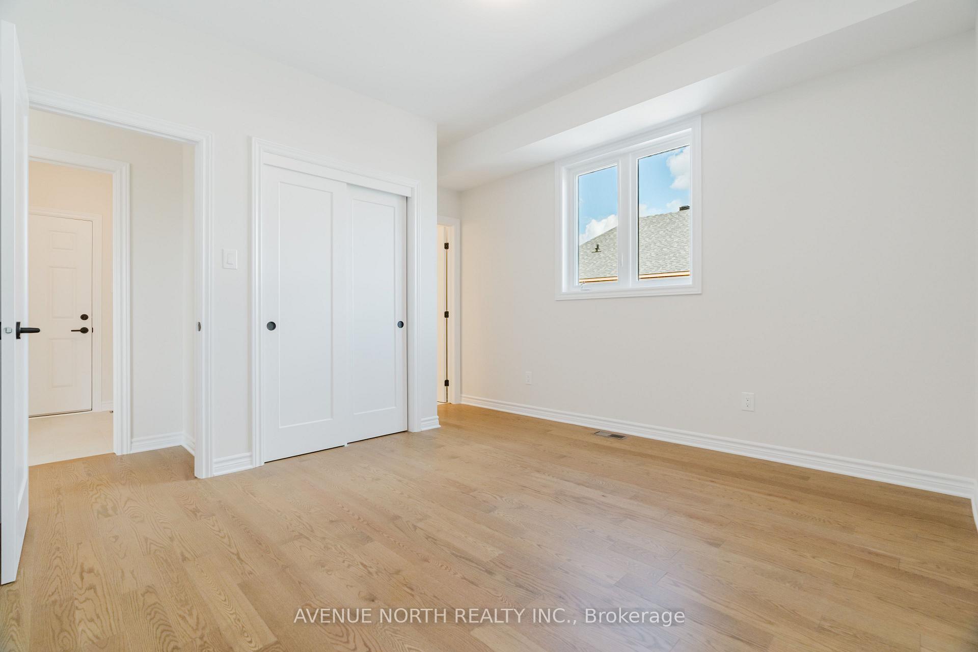 Photo 8 of 263 Ginebik Way, Ottawa, Blossom Park/Kemp Park/Findlay Creek — HOMEH