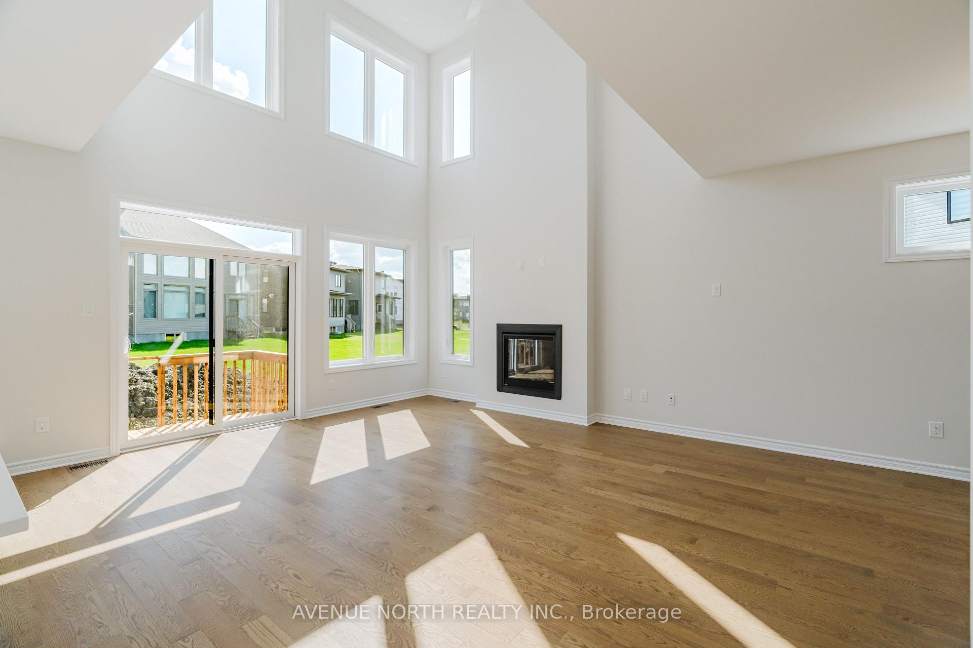 Photo 17 of 263 Ginebik Way, Ottawa, Blossom Park/Kemp Park/Findlay Creek — HOMEH