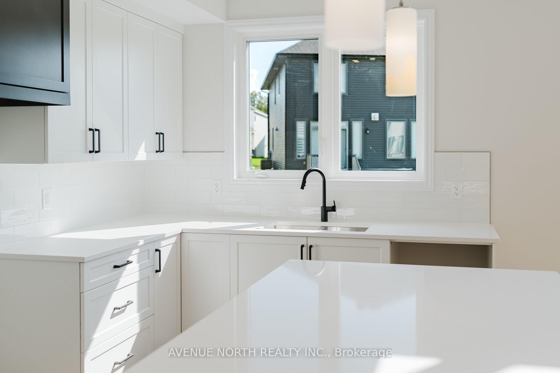 Photo 22 of 263 Ginebik Way, Ottawa, Blossom Park/Kemp Park/Findlay Creek — HOMEH
