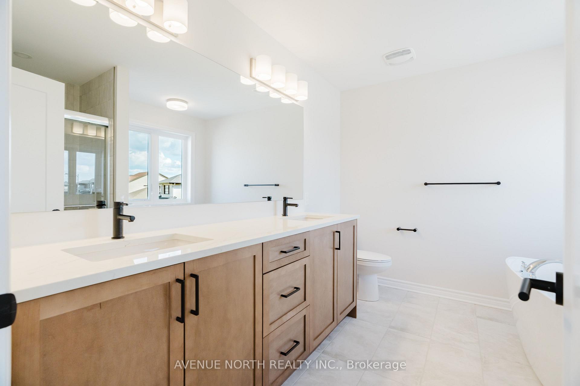 Photo 30 of 263 Ginebik Way, Ottawa, Blossom Park/Kemp Park/Findlay Creek — HOMEH