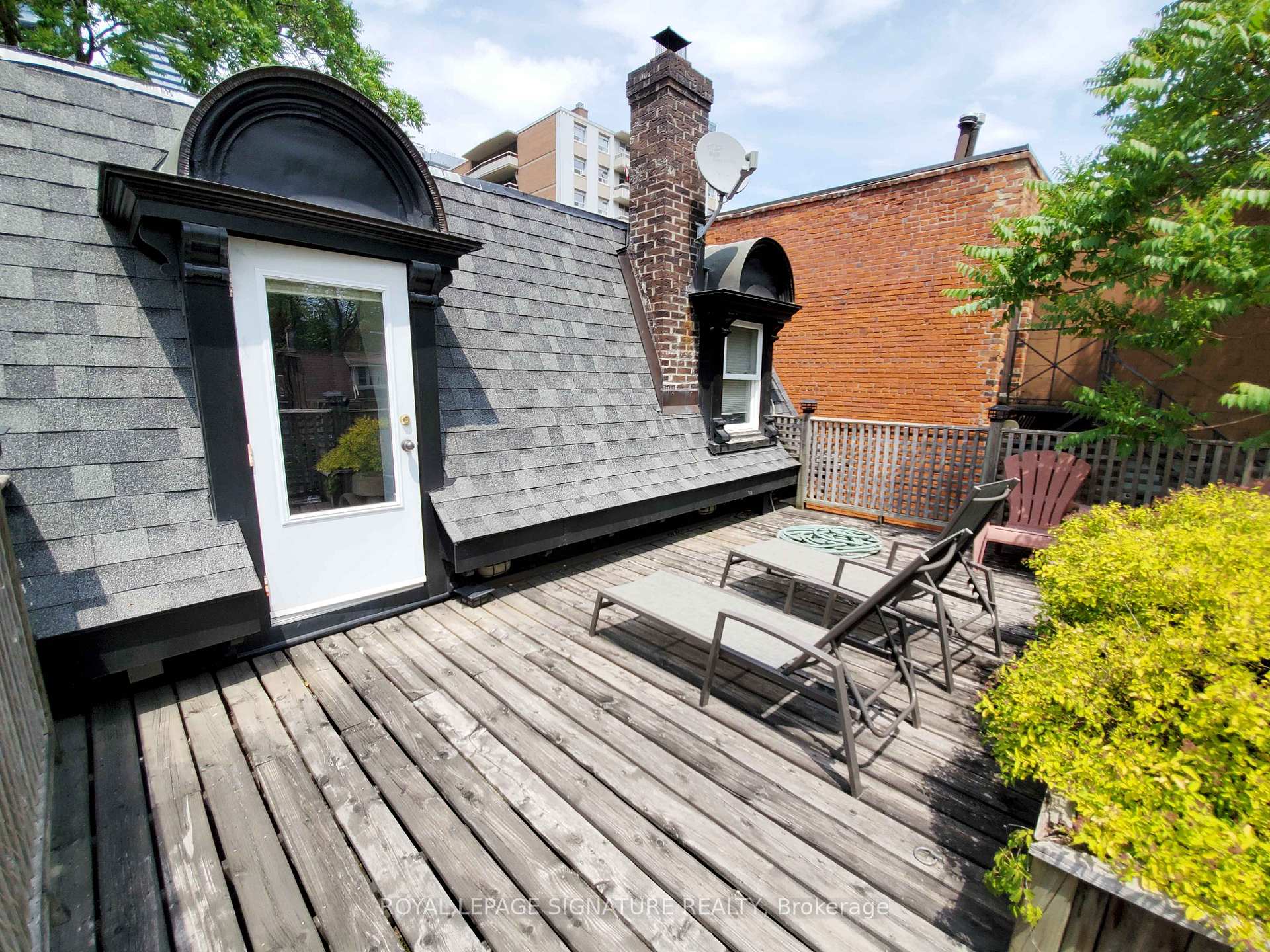 Photo 23 of Unit Upper, 47 Gloucester Street, Toronto, Church-Yonge Corridor — HOMEH