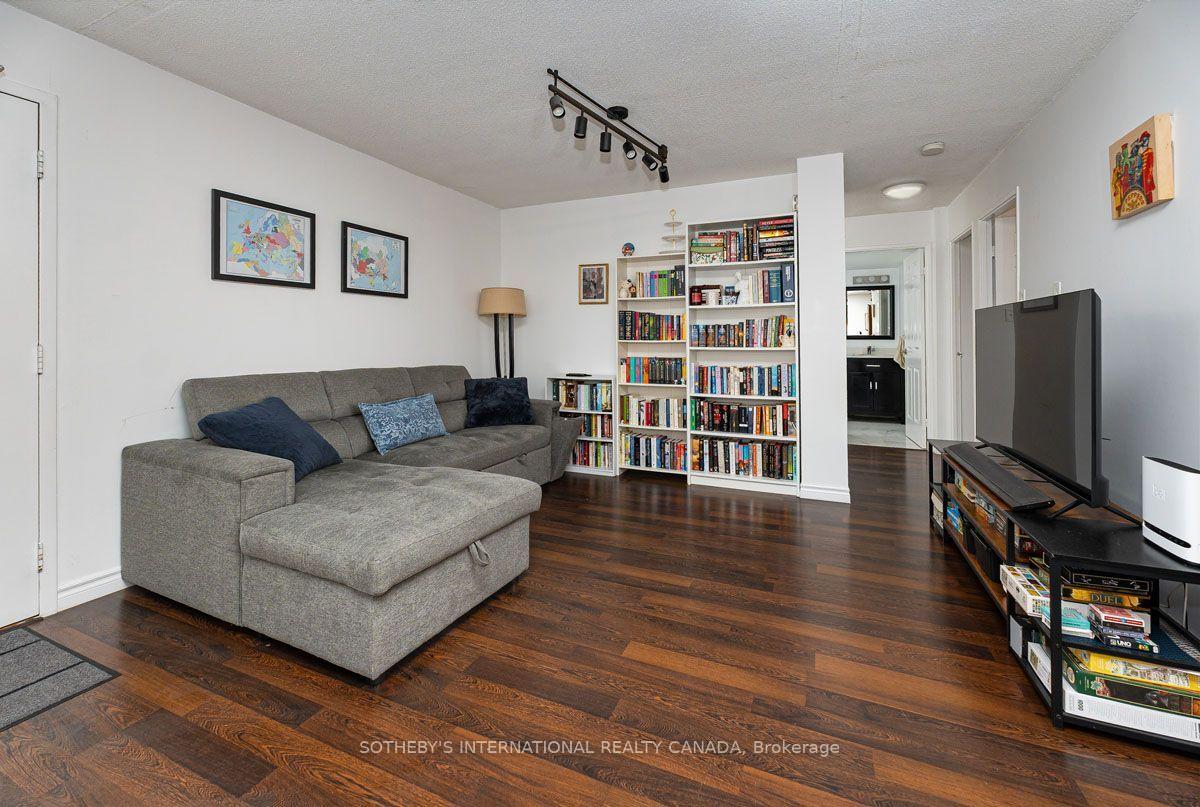 Photo 2 of Unit 520, 89 McCaul Street, Toronto, Kensington-Chinatown — HOMEH