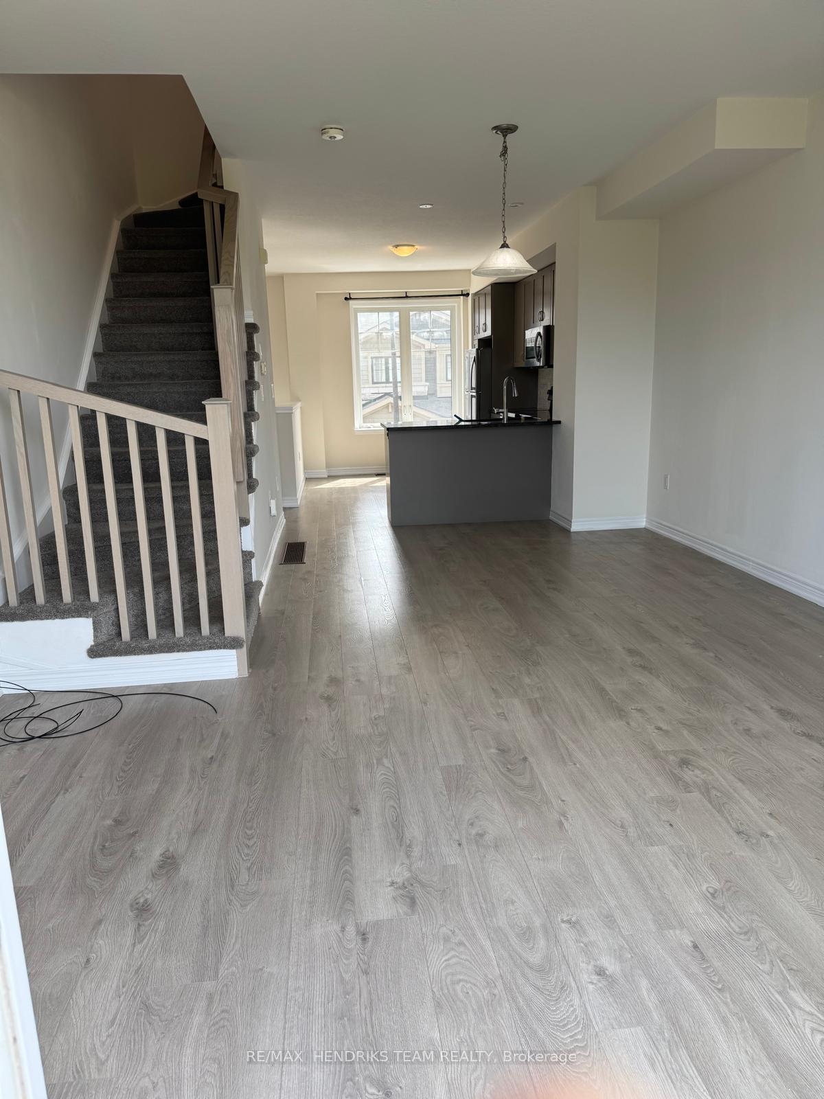 Photo 5 of Unit 90, 1890 Rymal Road E, Hamilton, Rural Glanbrook — HOMEH