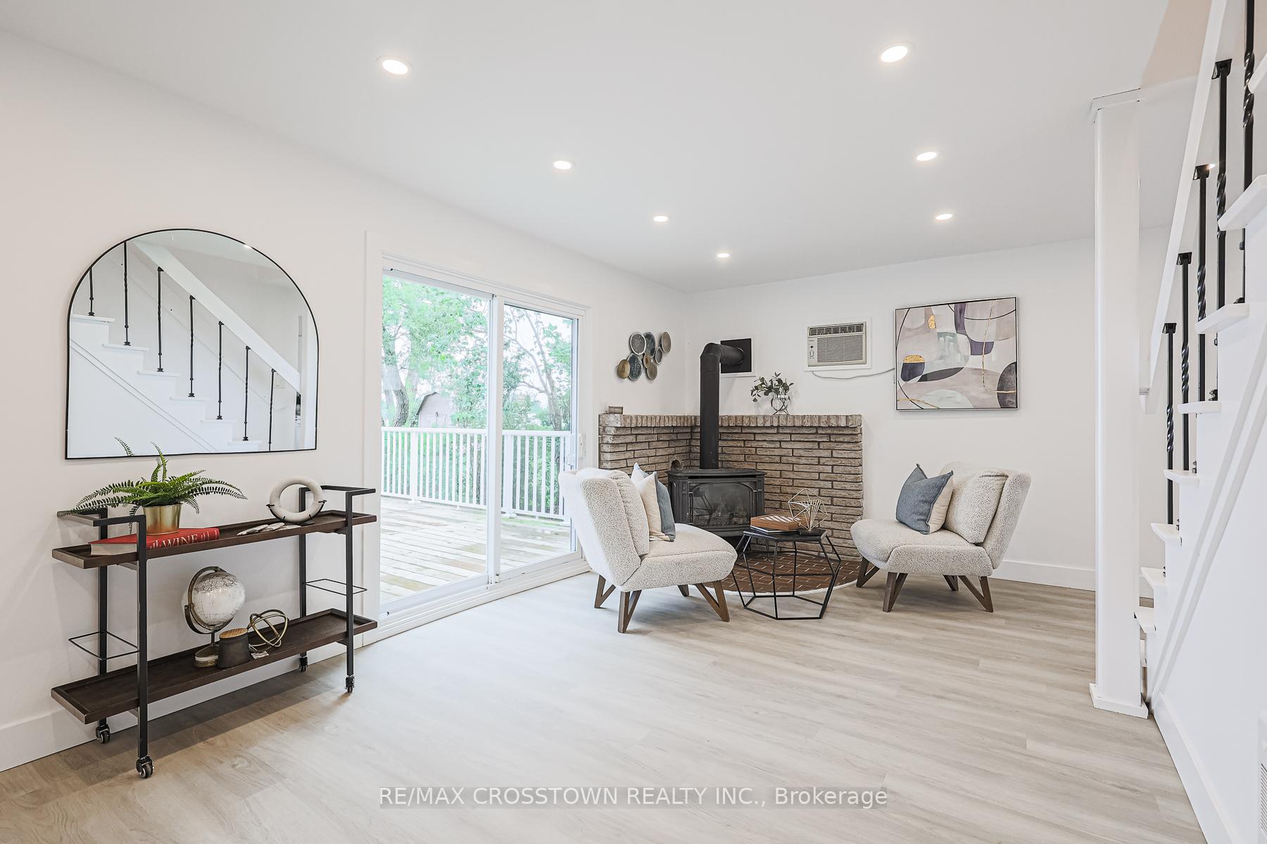Photo 14 of 128 Moores Beach Road, Georgina, Virginia — HOMEH
