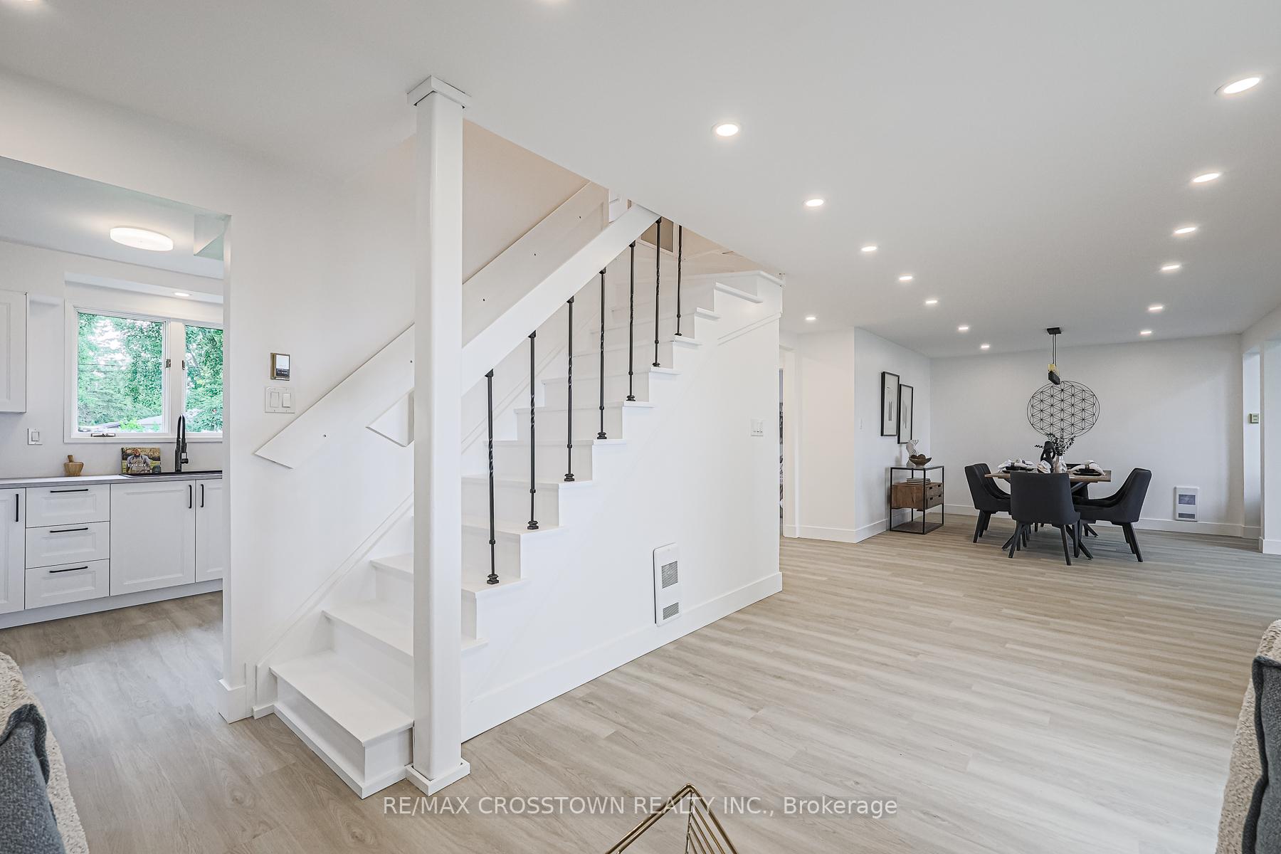 Photo 16 of 128 Moores Beach Road, Georgina, Virginia — HOMEH