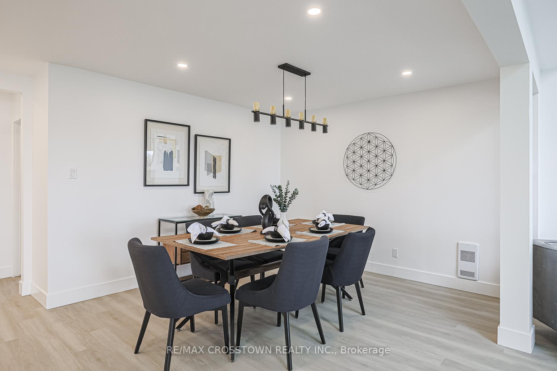 Photo 24 of 128 Moores Beach Road, Georgina, Virginia — HOMEH