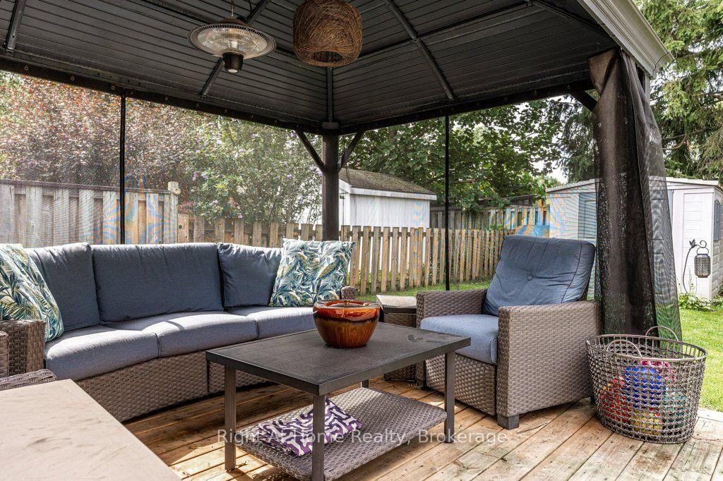 Photo 17 of 301 Norman Street, Stratford — HOMEH