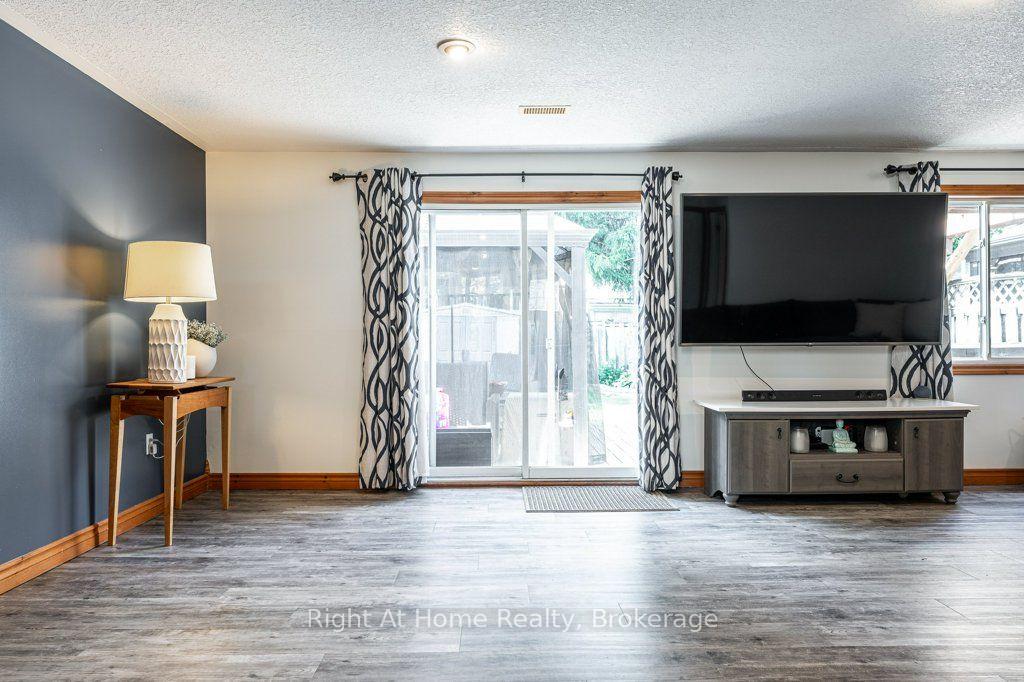 Photo 48 of 301 Norman Street, Stratford — HOMEH