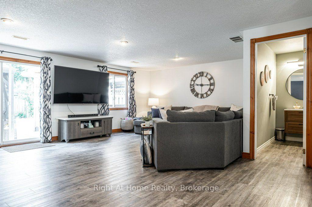 Photo 50 of 301 Norman Street, Stratford — HOMEH