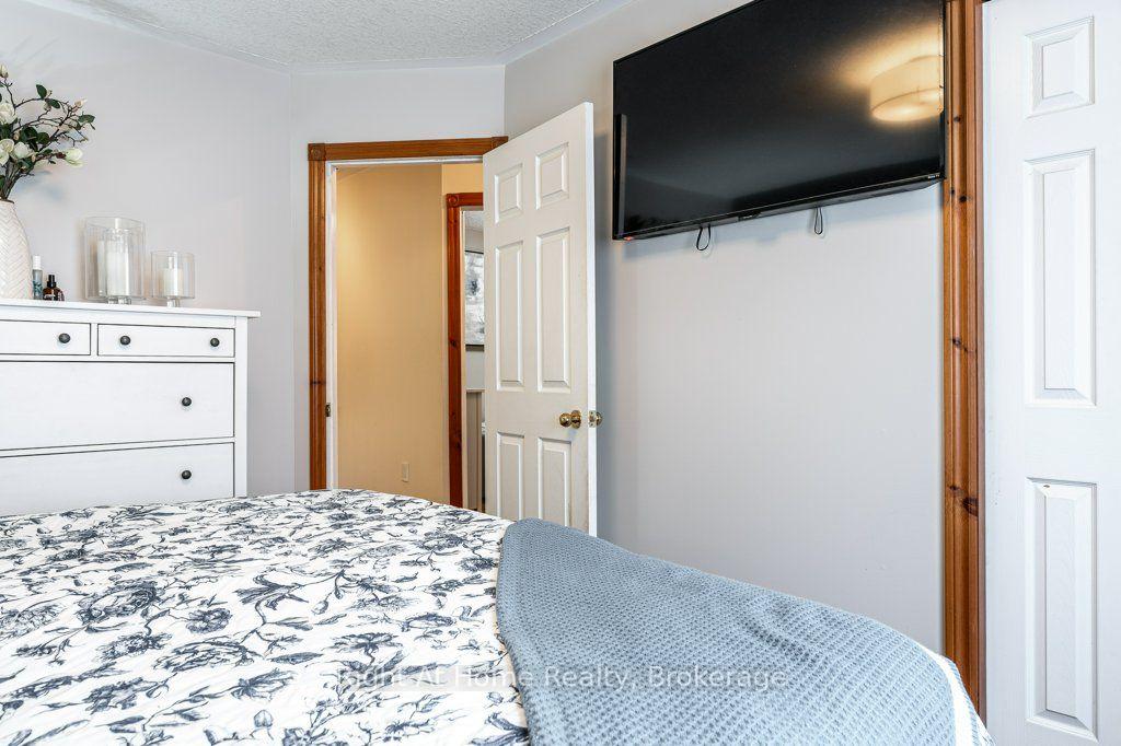Photo 83 of 301 Norman Street, Stratford — HOMEH