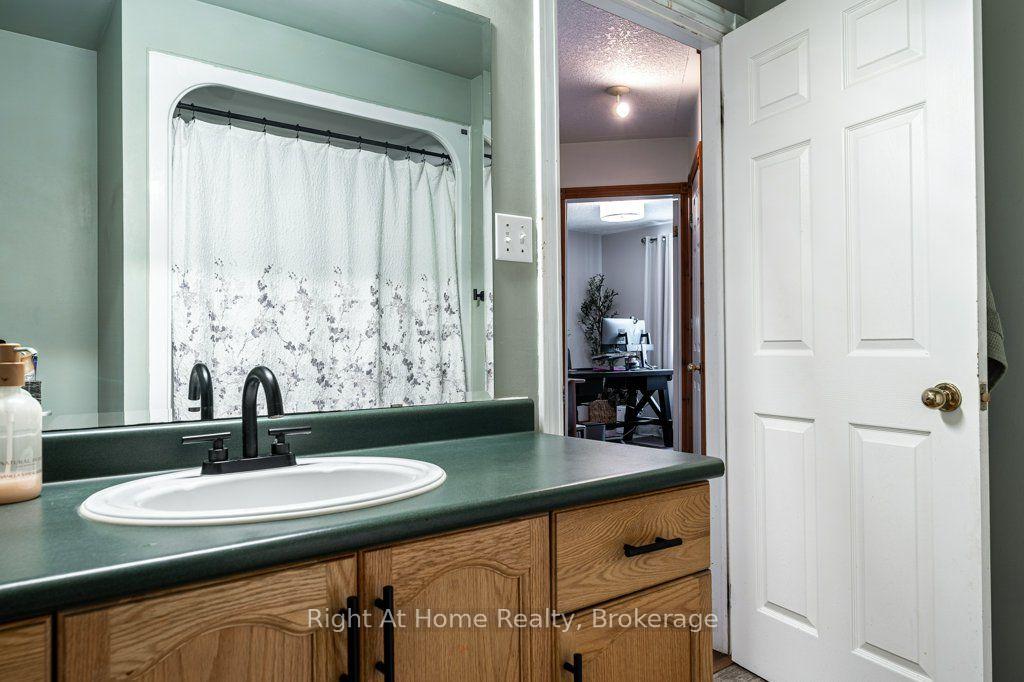 Photo 68 of 301 Norman Street, Stratford — HOMEH