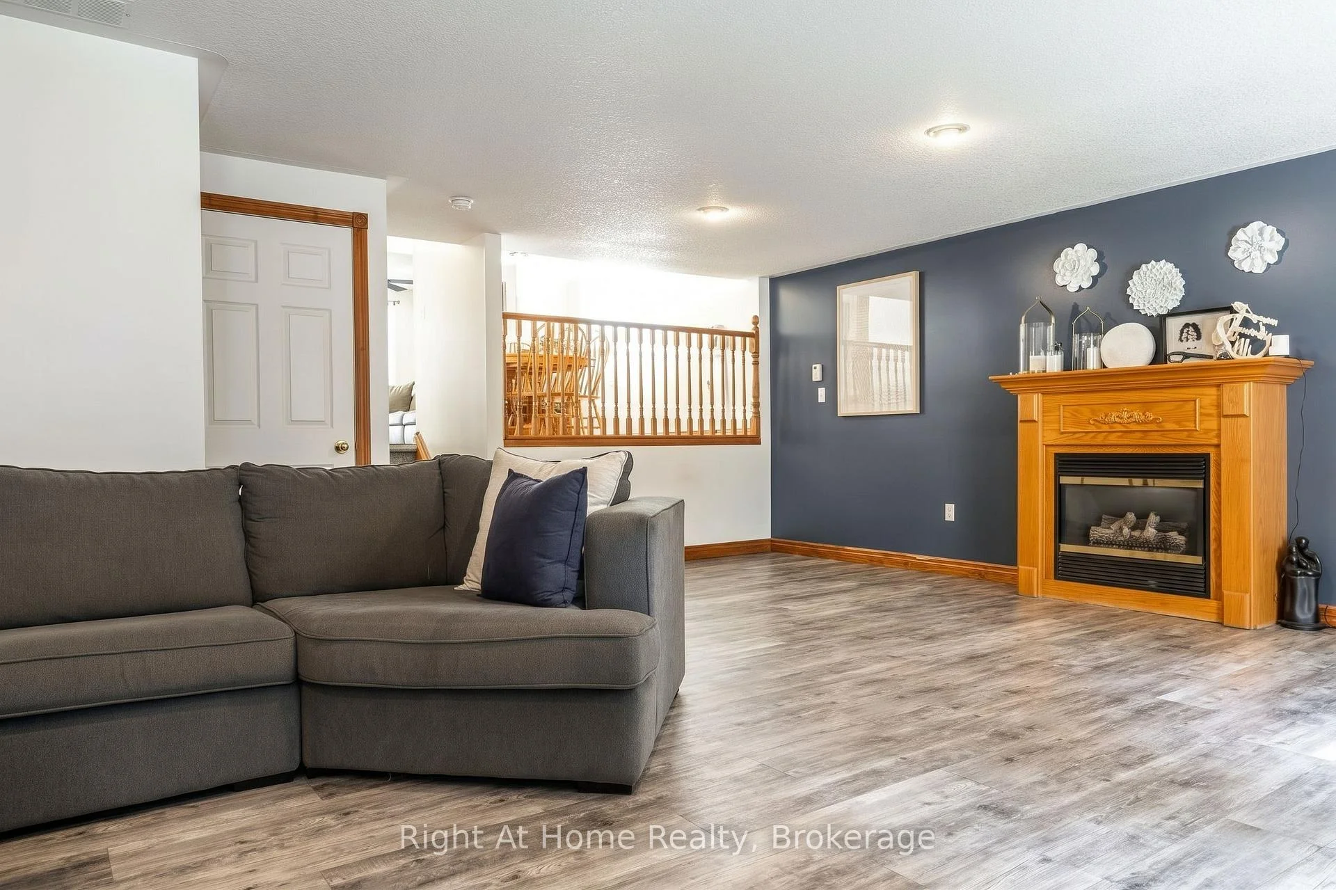 Photo 67 of 301 Norman Street, Stratford — HOMEH