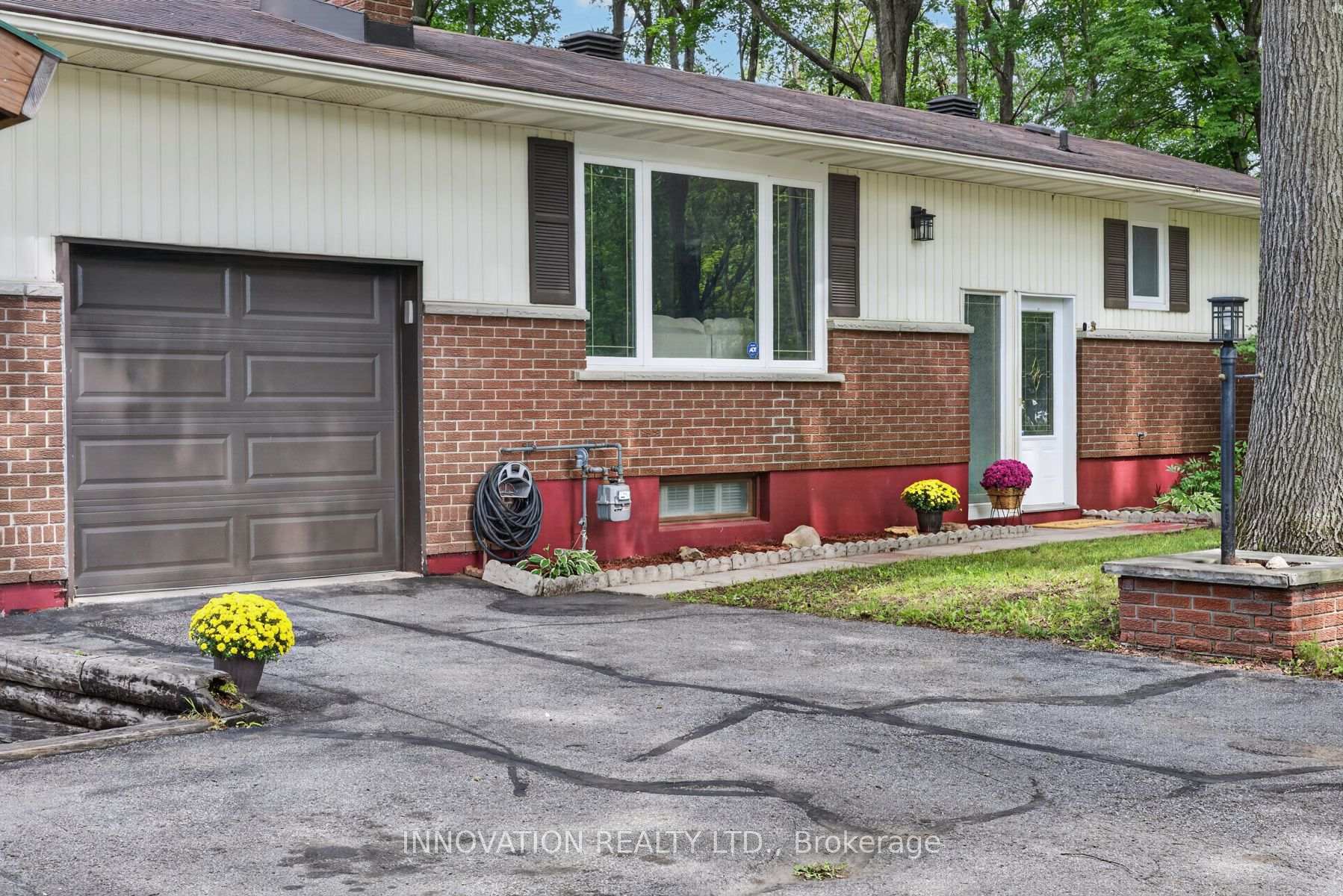 Photo 2 of 136 Acorn Crescent, Ottawa, Constance Bay — HOMEH