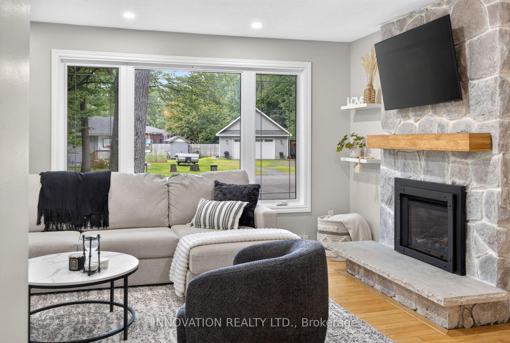 Photo 7 of 136 Acorn Crescent, Ottawa, Constance Bay — HOMEH