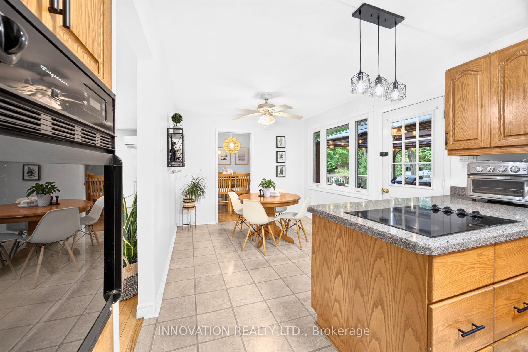 Photo 16 of 136 Acorn Crescent, Ottawa, Constance Bay — HOMEH