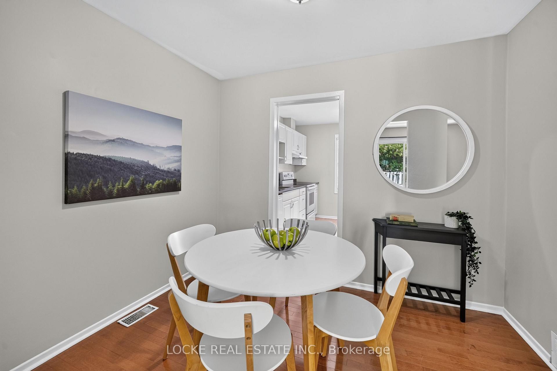 Photo 10 of Unit 28, 1975 Fairglen Mews, Ottawa, Blackburn Hamlet (South) — HOMEH