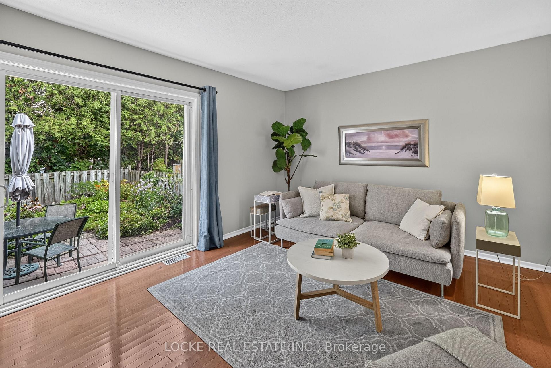 Photo 17 of Unit 28, 1975 Fairglen Mews, Ottawa, Blackburn Hamlet (South) — HOMEH