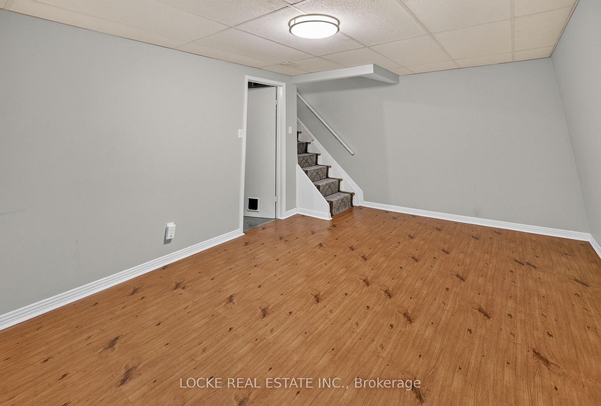 Photo 35 of Unit 28, 1975 Fairglen Mews, Ottawa, Blackburn Hamlet (South) — HOMEH