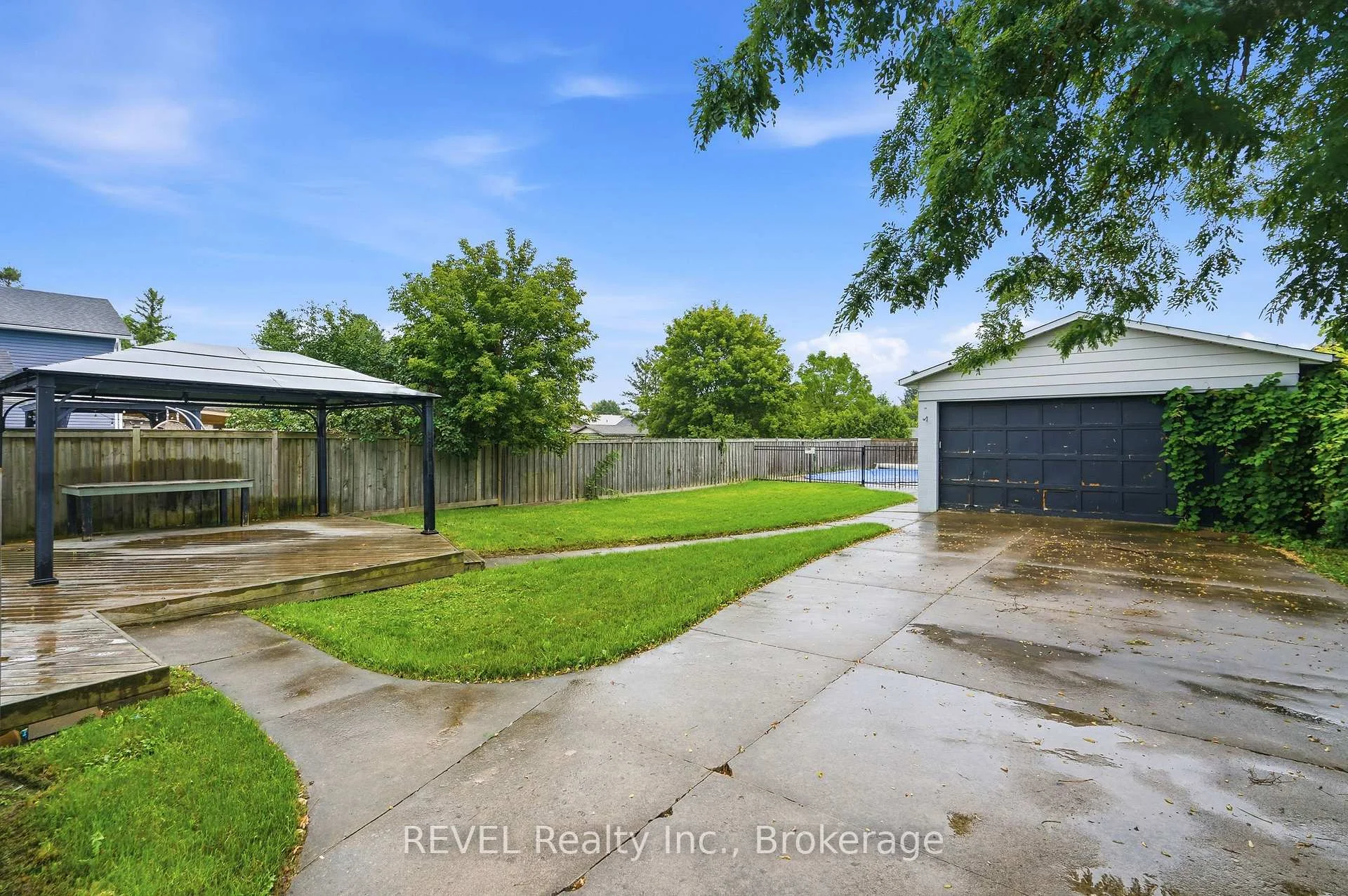Photo 9 of 2324 Centre Street, Thorold, Allanburg/Thorold South — HOMEH