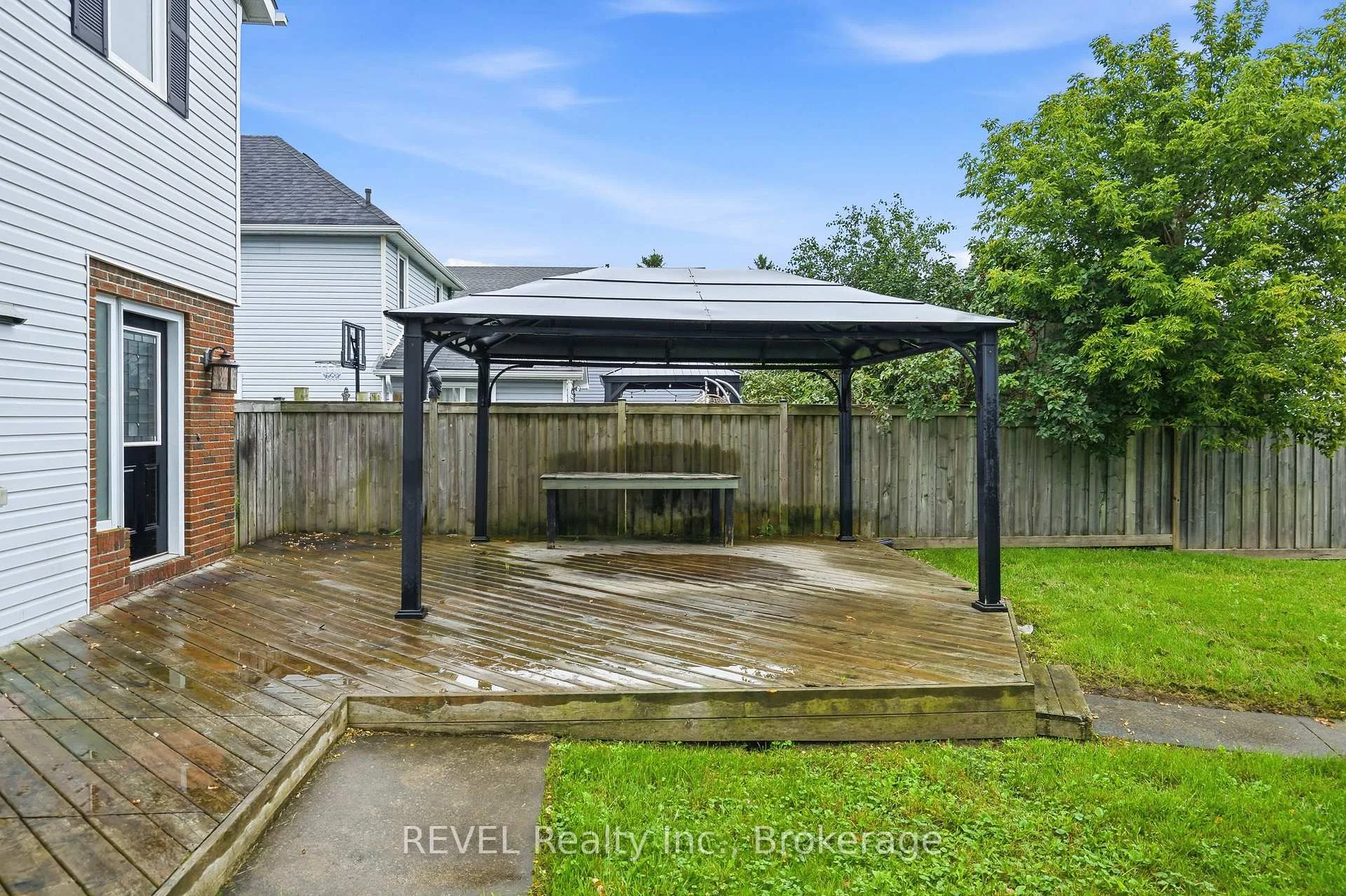 Photo 10 of 2324 Centre Street, Thorold, Allanburg/Thorold South — HOMEH