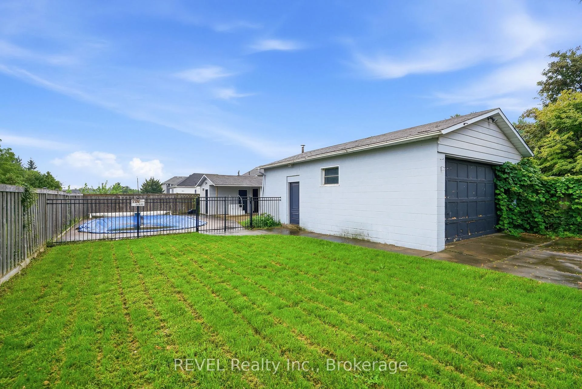 Photo 11 of 2324 Centre Street, Thorold, Allanburg/Thorold South — HOMEH