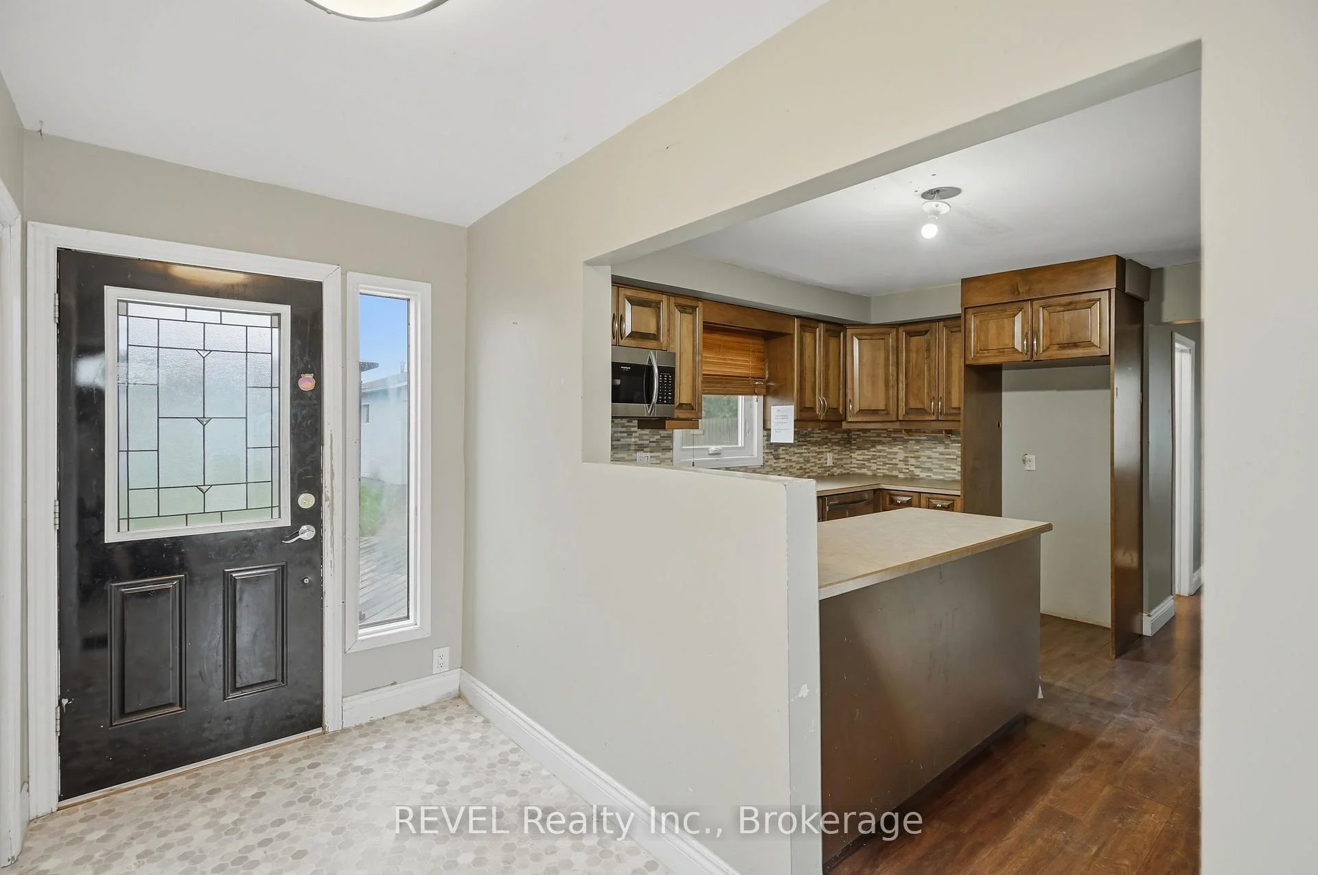 Photo 17 of 2324 Centre Street, Thorold, Allanburg/Thorold South — HOMEH