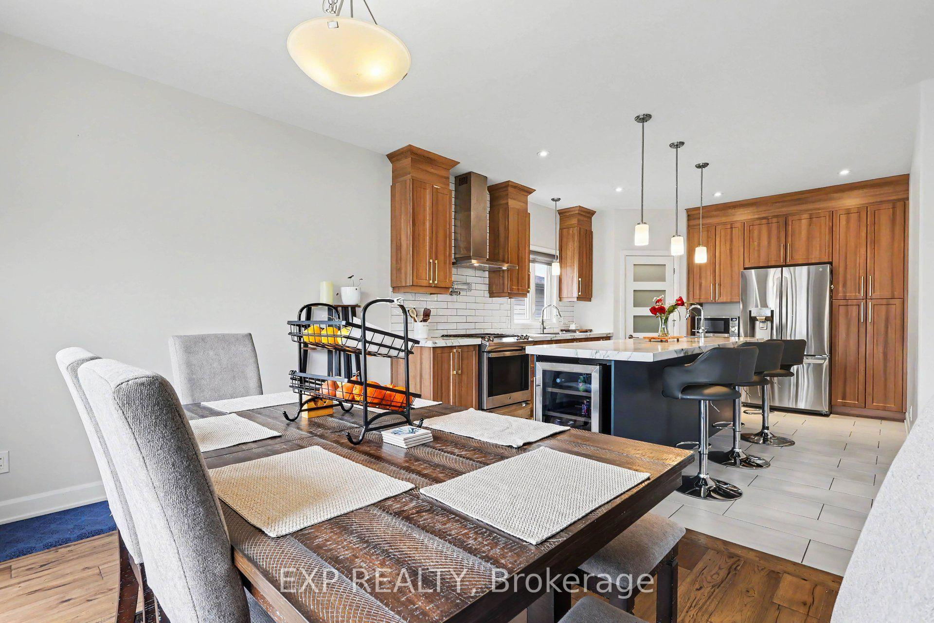 Photo 8 of 520 Lucent Street, Russell, Russell Twp — HOMEH