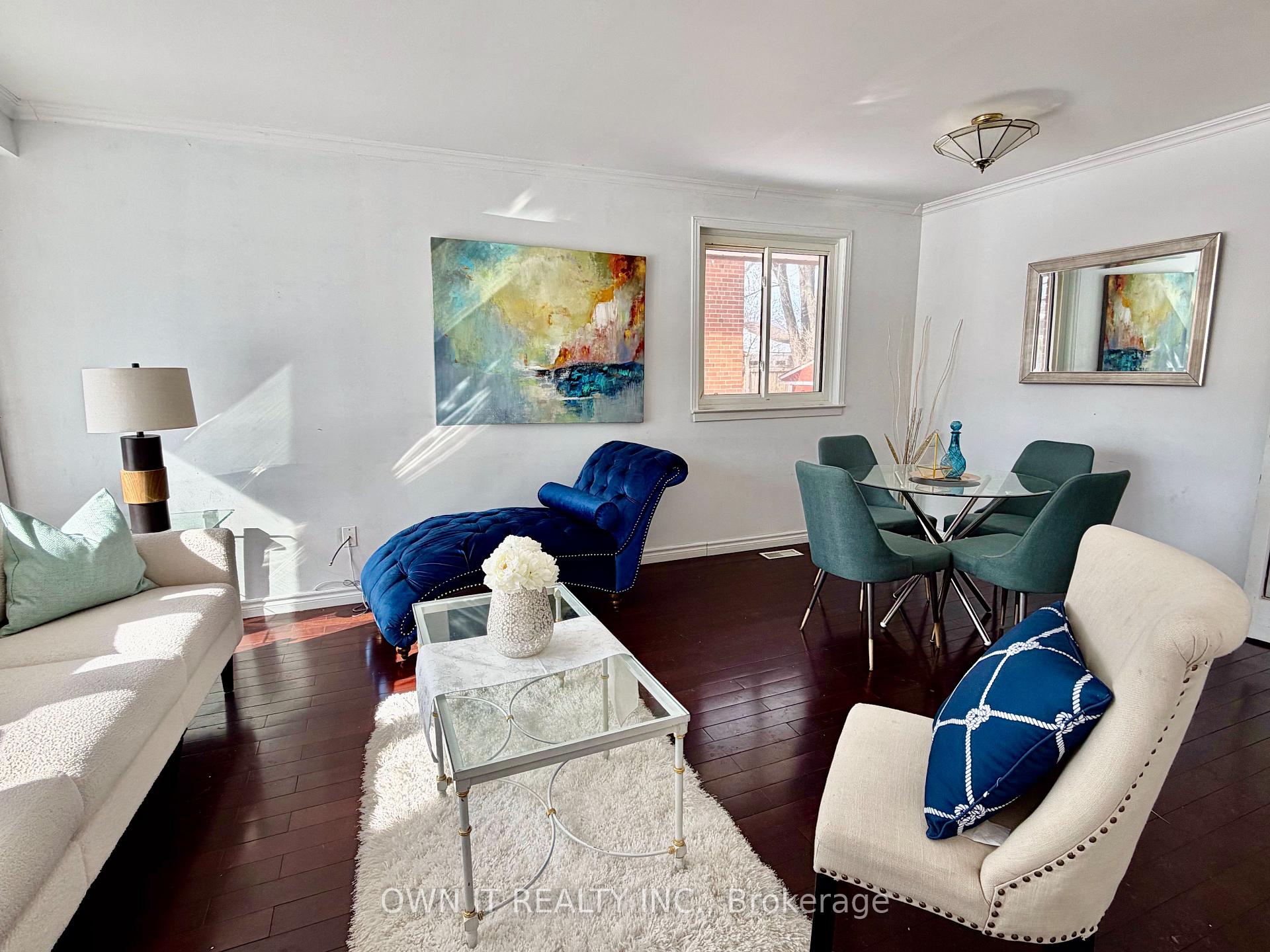 Photo 5 of 68 Campbell Drive, Brampton, Northwood Park — HOMEH
