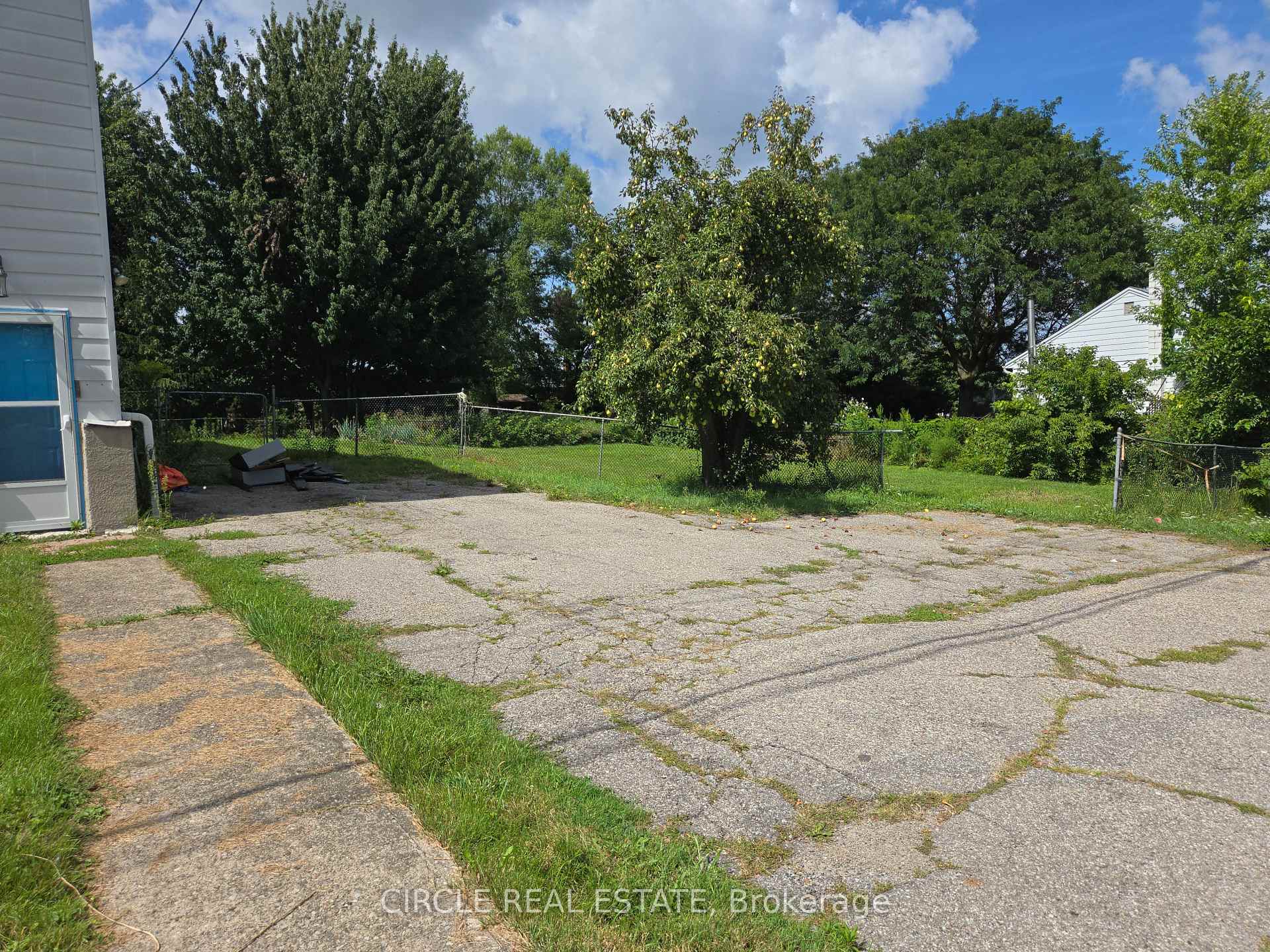 Photo 2 of 4 3rd Side Road S, Milton, Old Milton — HOMEH