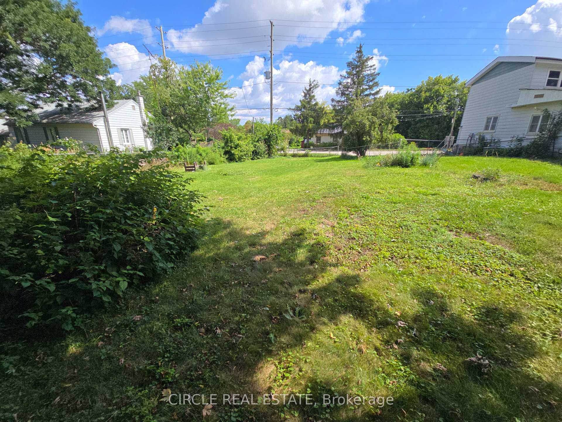 Photo 6 of 4 3rd Side Road S, Milton, Old Milton — HOMEH