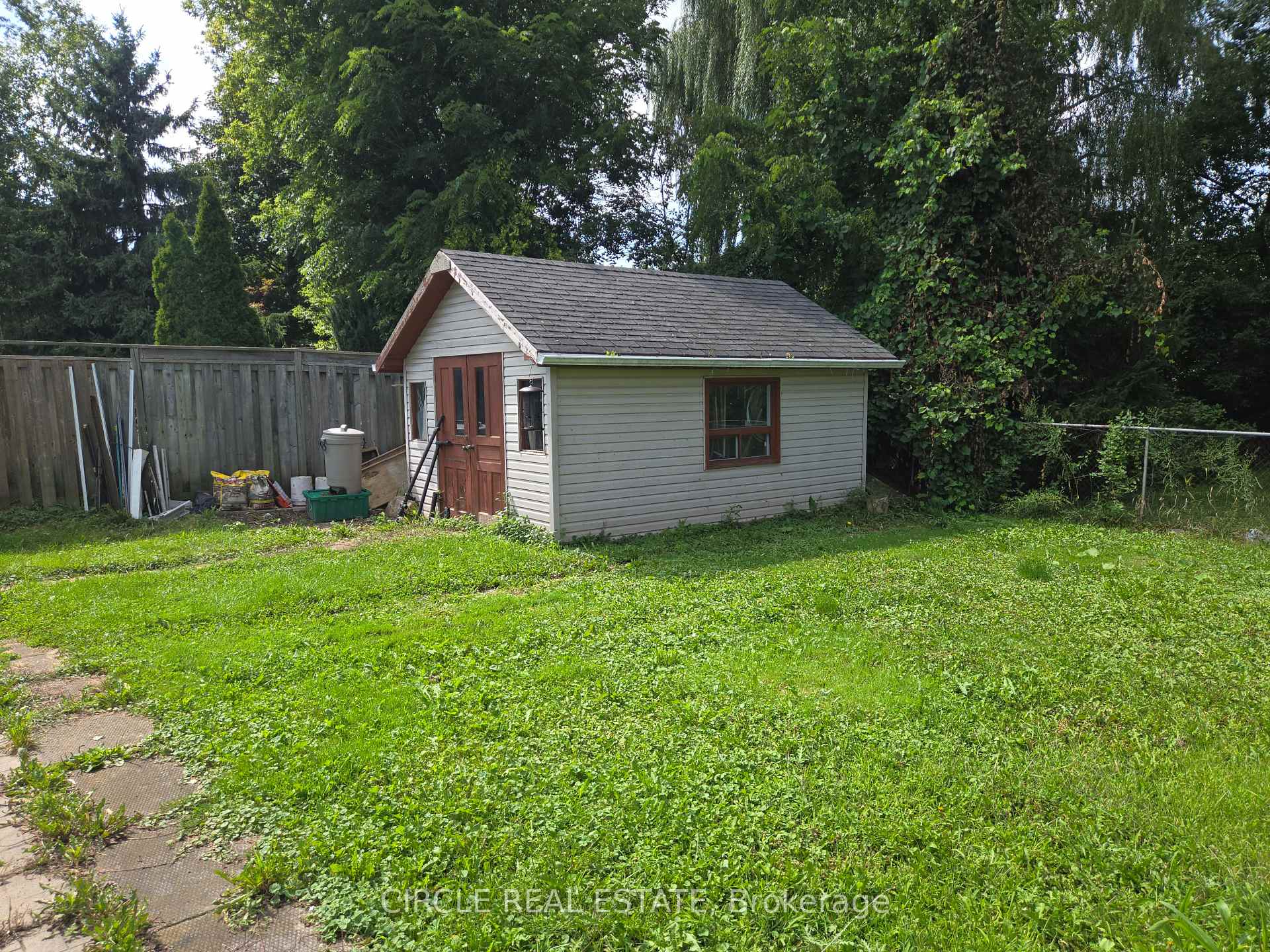 Photo 7 of 4 3rd Side Road S, Milton, Old Milton — HOMEH
