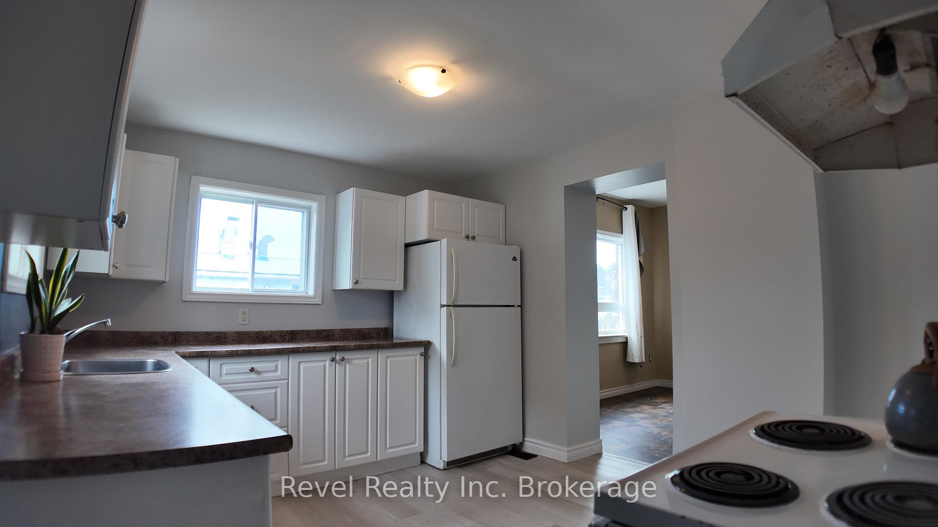Photo 8 of 416 First Avenue W, North Bay, Central — HOMEH