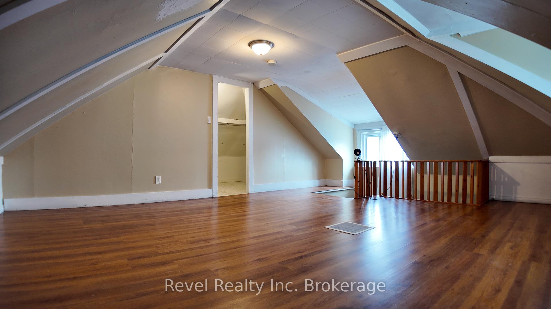 Photo 20 of 416 First Avenue W, North Bay, Central — HOMEH