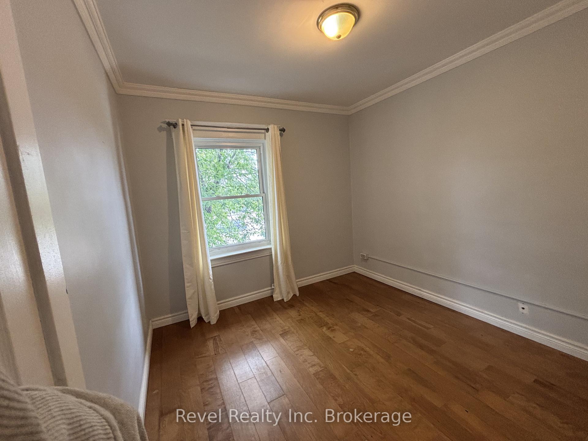 Photo 24 of 416 First Avenue W, North Bay, Central — HOMEH
