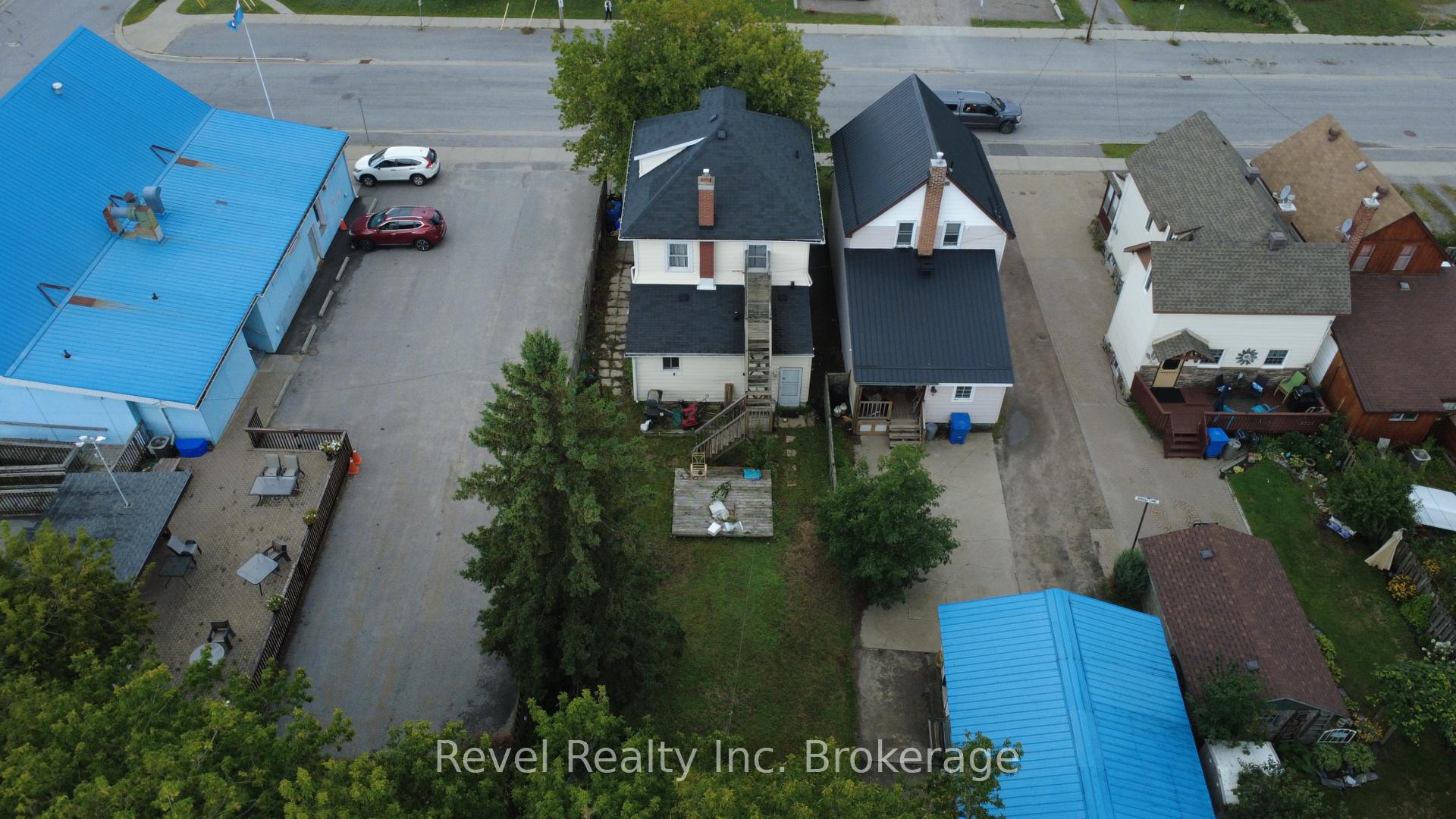 Photo 37 of 416 First Avenue W, North Bay, Central — HOMEH
