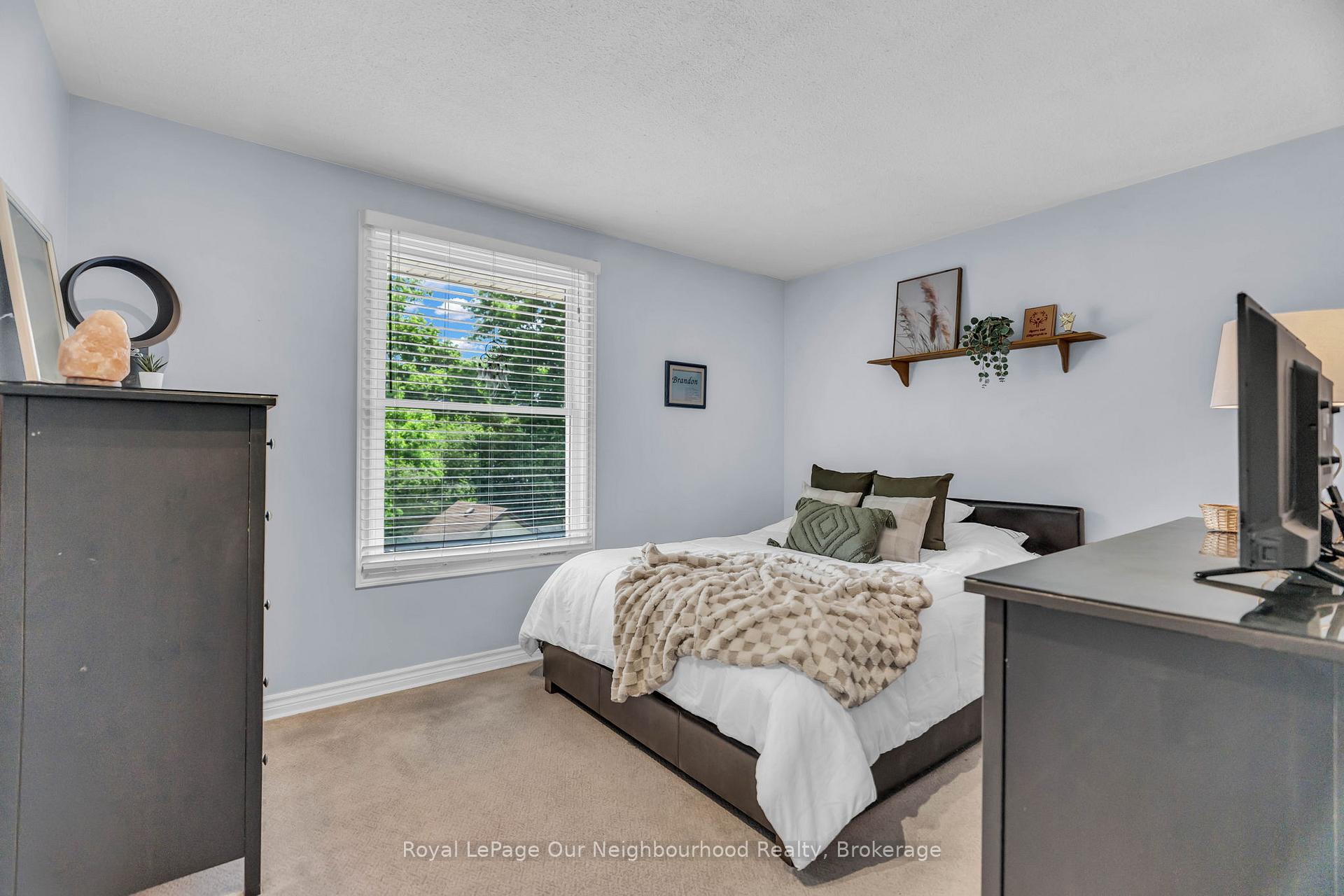 Photo 30 of 67 Bartlett Crescent, London, South M — HOMEH
