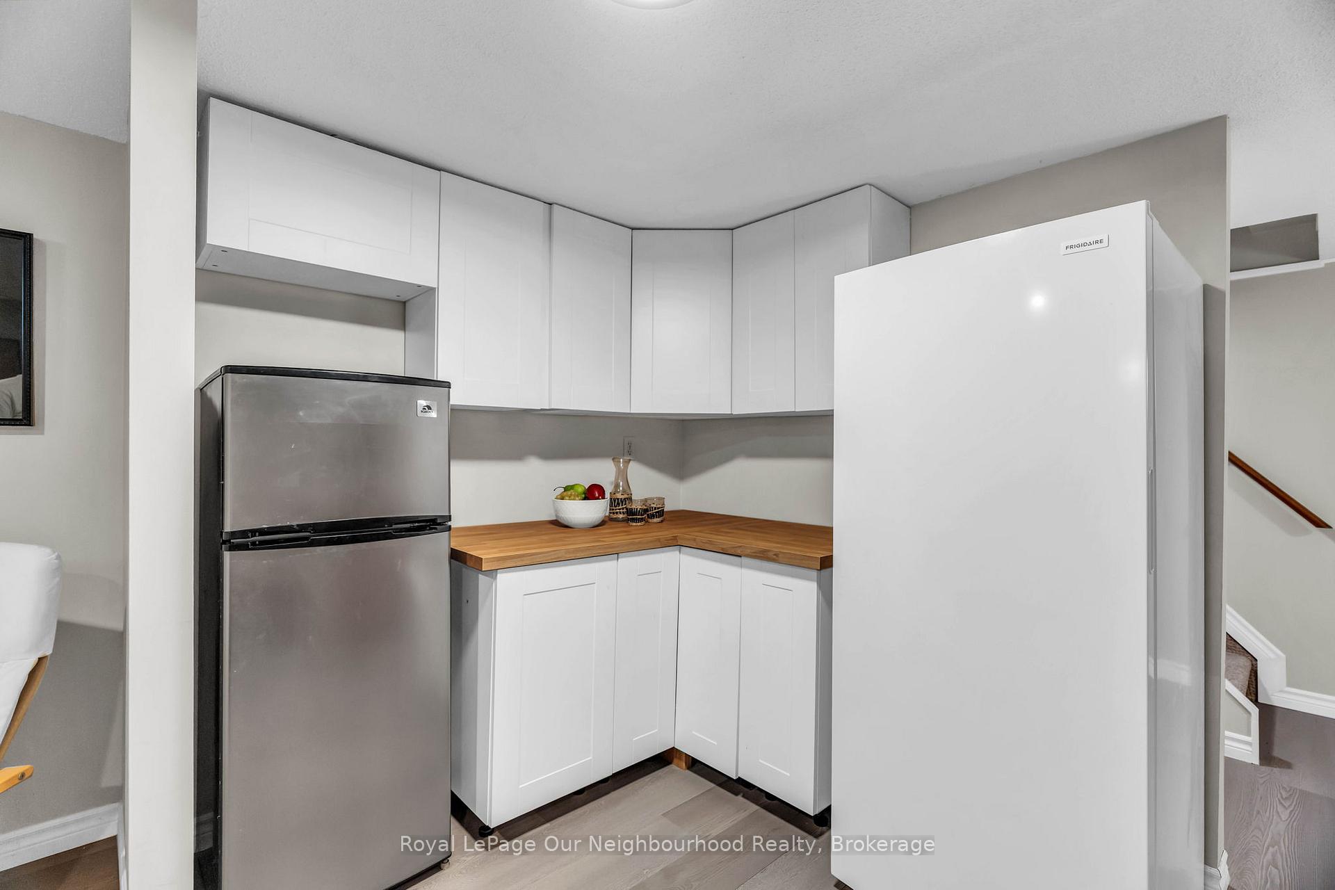 Photo 36 of 67 Bartlett Crescent, London, South M — HOMEH