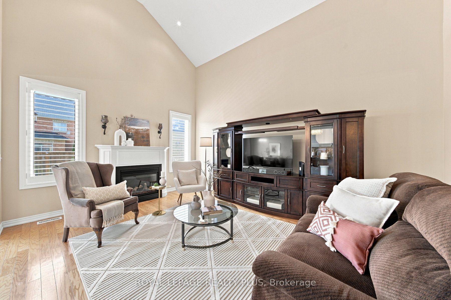 Photo 14 of 8971 Tristar Crescent, Niagara Falls, Lyons Creek — HOMEH