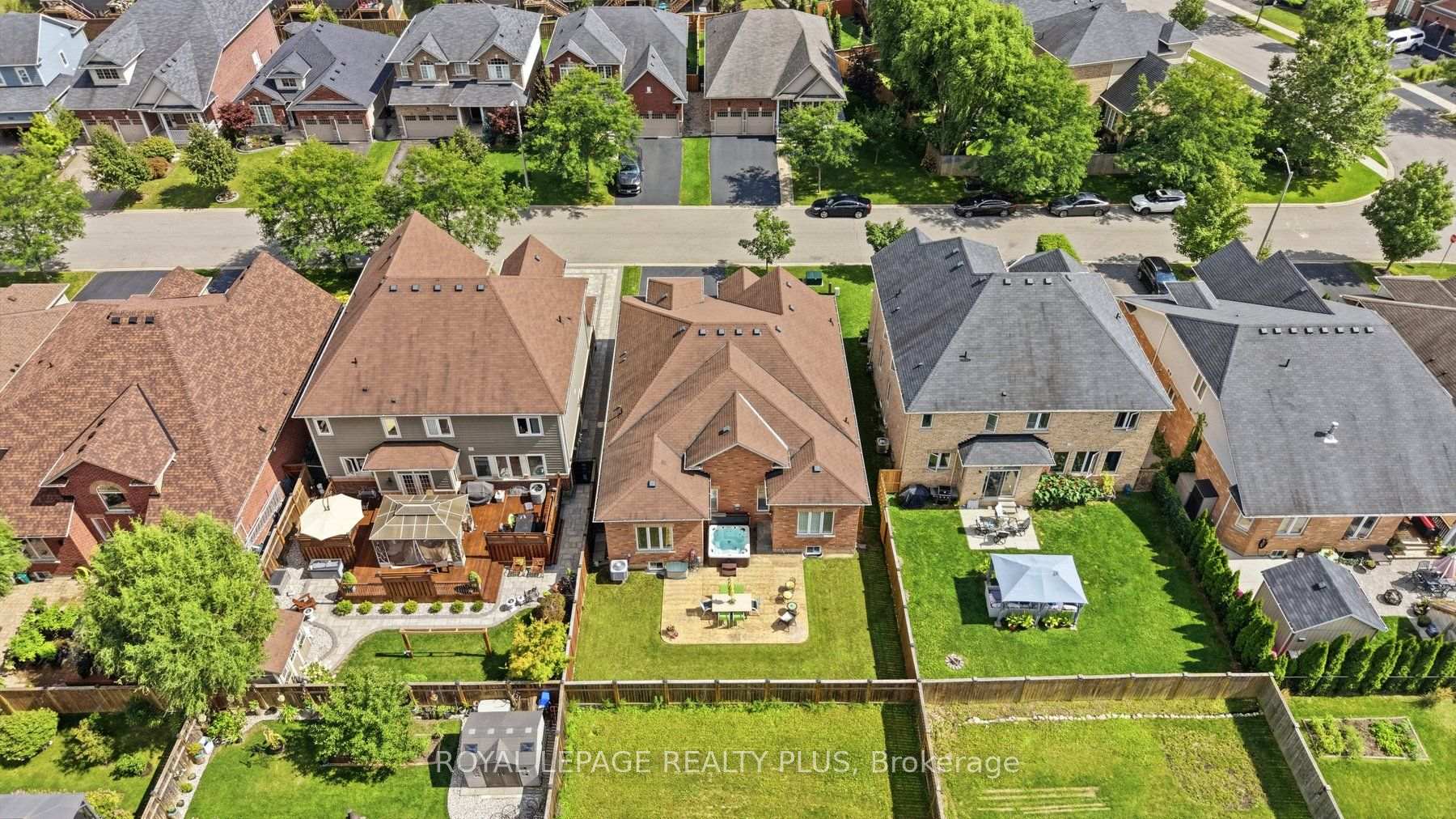 Photo 43 of 8971 Tristar Crescent, Niagara Falls, Lyons Creek — HOMEH