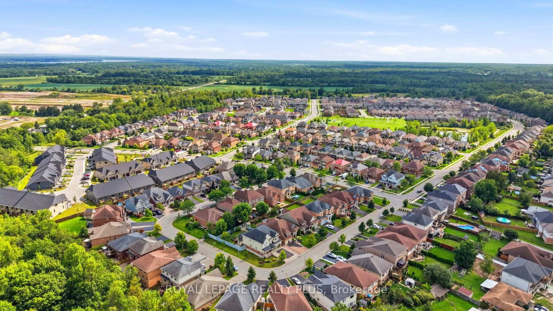 Photo 47 of 8971 Tristar Crescent, Niagara Falls, Lyons Creek — HOMEH