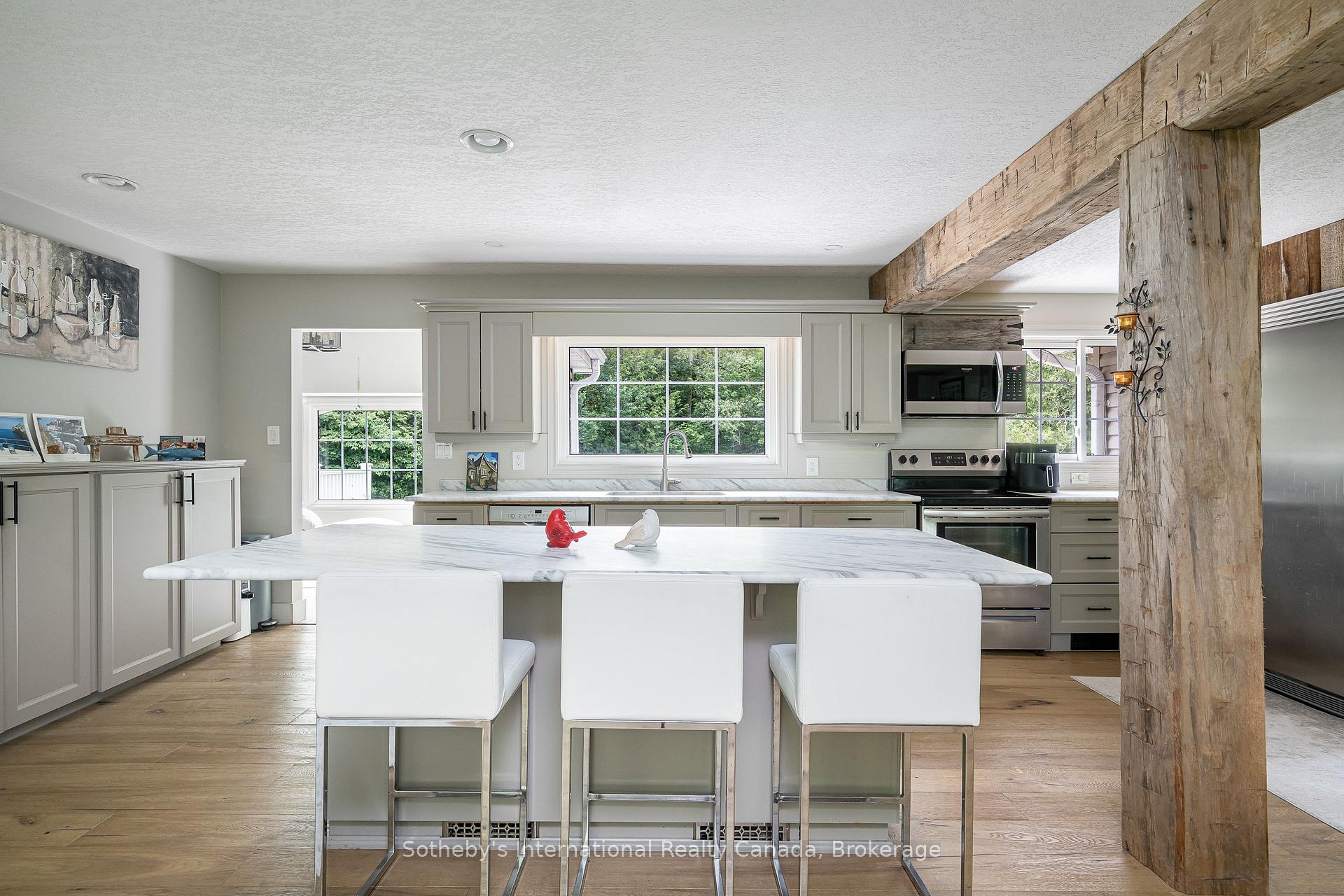 Photo 16 of 640 Mountain Road, Collingwood — HOMEH