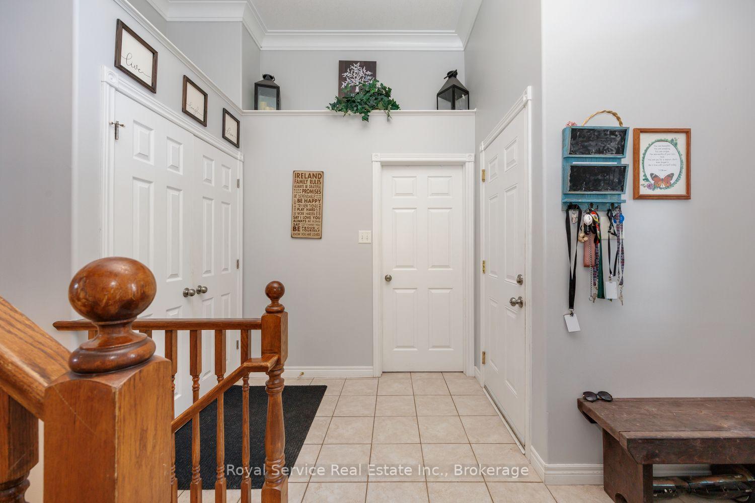 Photo 4 of 2690 Foxmeadow Road, Peterborough, Ashburnham Ward 4 — HOMEH
