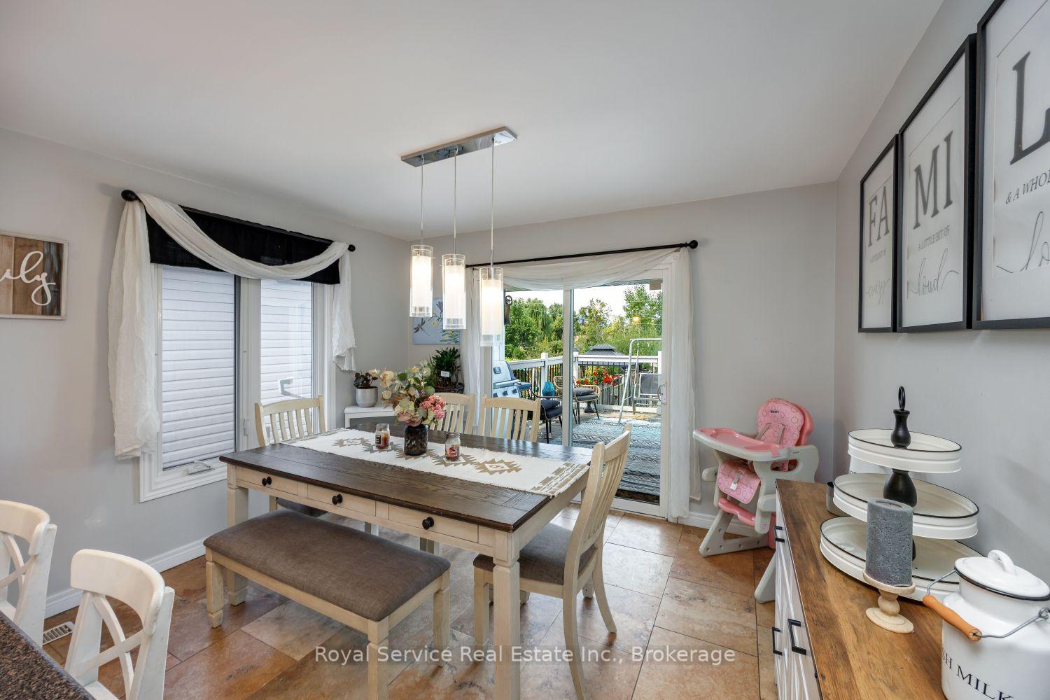 Photo 12 of 2690 Foxmeadow Road, Peterborough, Ashburnham Ward 4 — HOMEH