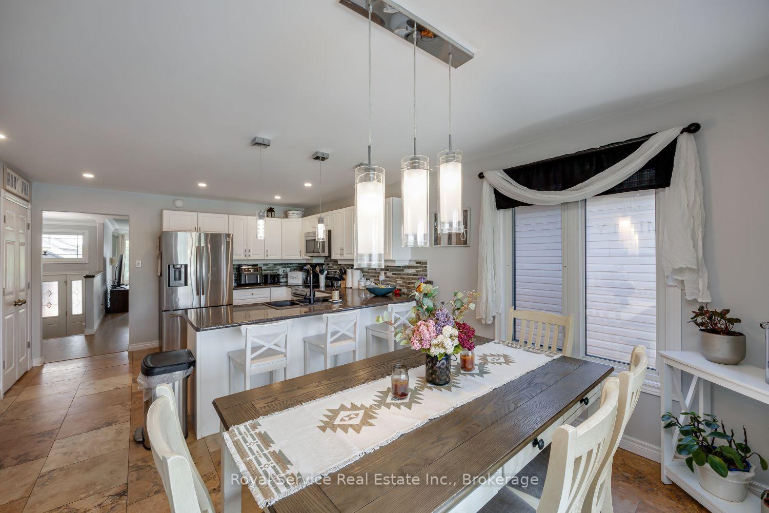Photo 15 of 2690 Foxmeadow Road, Peterborough, Ashburnham Ward 4 — HOMEH