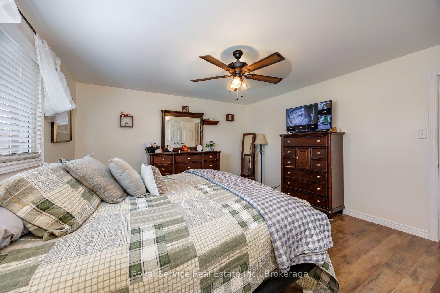 Photo 21 of 2690 Foxmeadow Road, Peterborough, Ashburnham Ward 4 — HOMEH