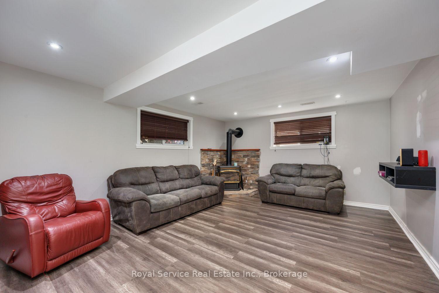 Photo 29 of 2690 Foxmeadow Road, Peterborough, Ashburnham Ward 4 — HOMEH