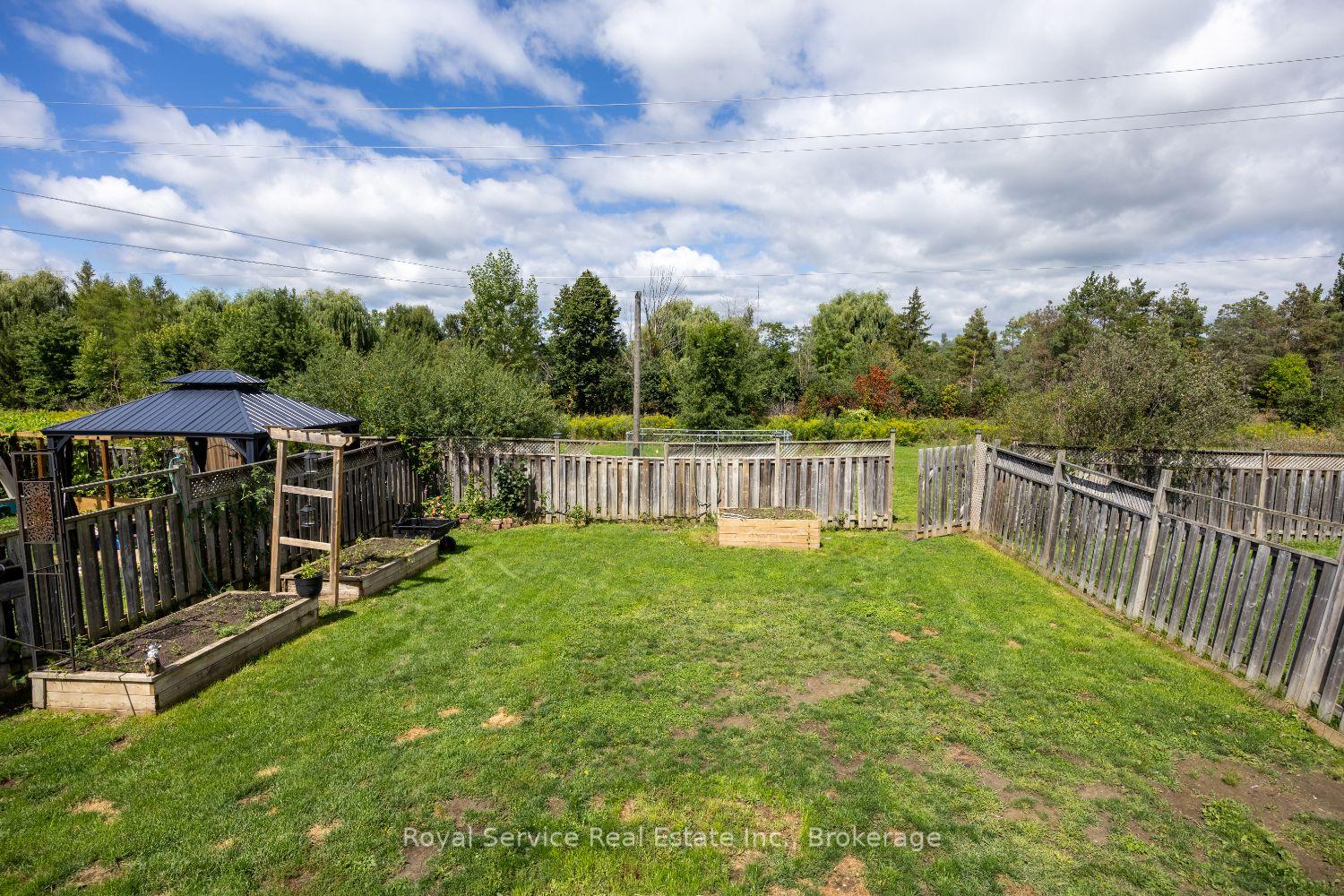 Photo 37 of 2690 Foxmeadow Road, Peterborough, Ashburnham Ward 4 — HOMEH