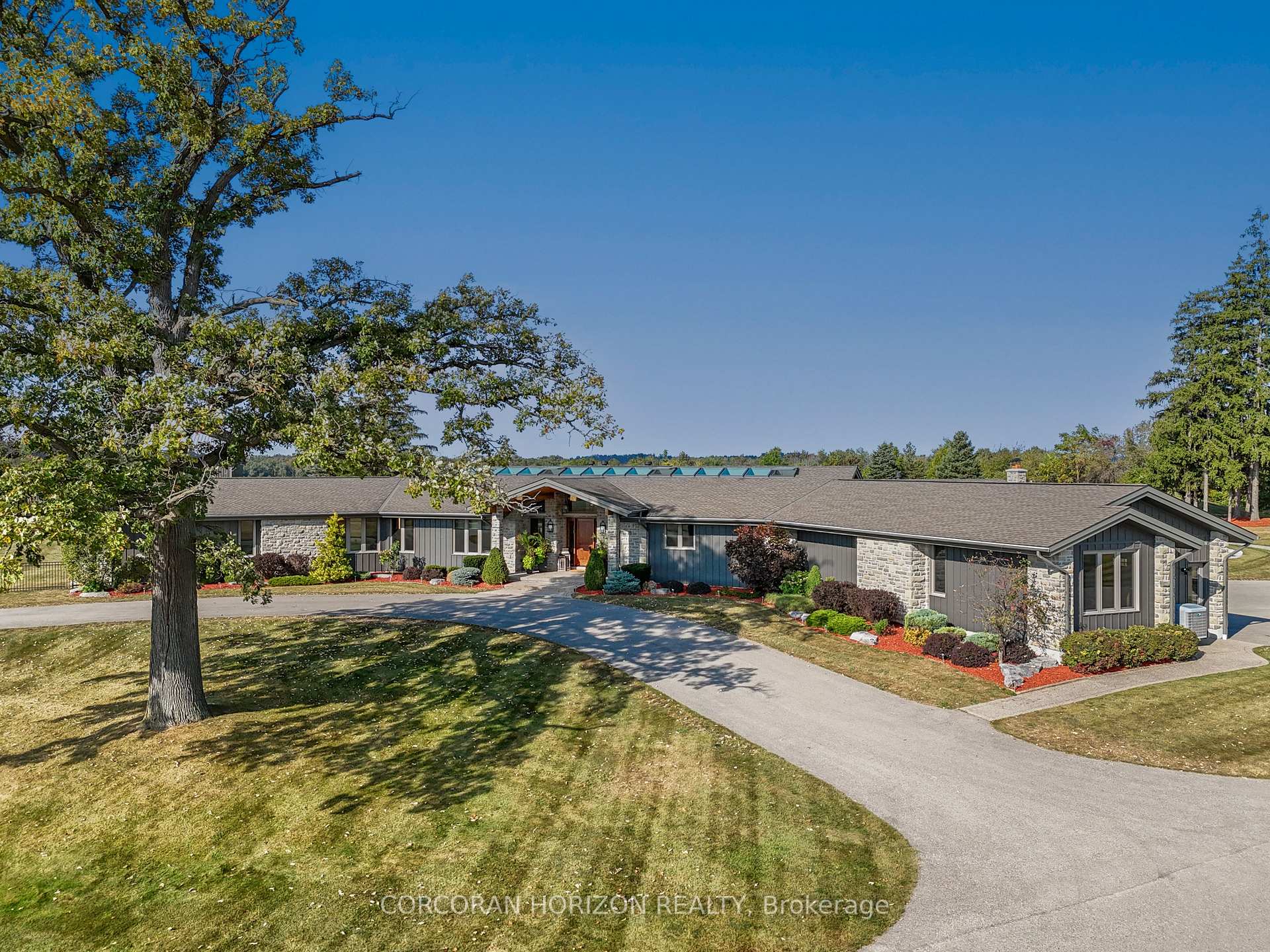 Photo 3 of 1546 Maryhill Road, Woolwich, Breslau — HOMEH