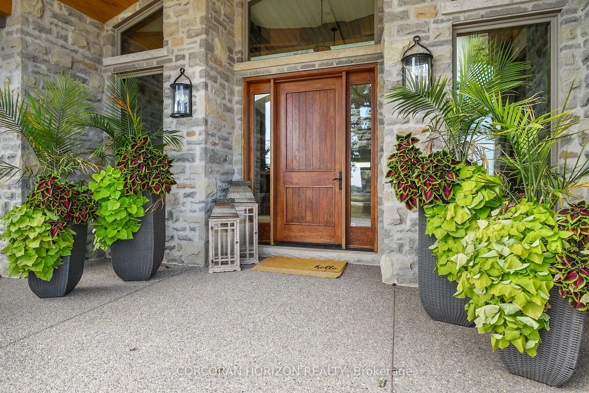 Photo 6 of 1546 Maryhill Road, Woolwich, Breslau — HOMEH